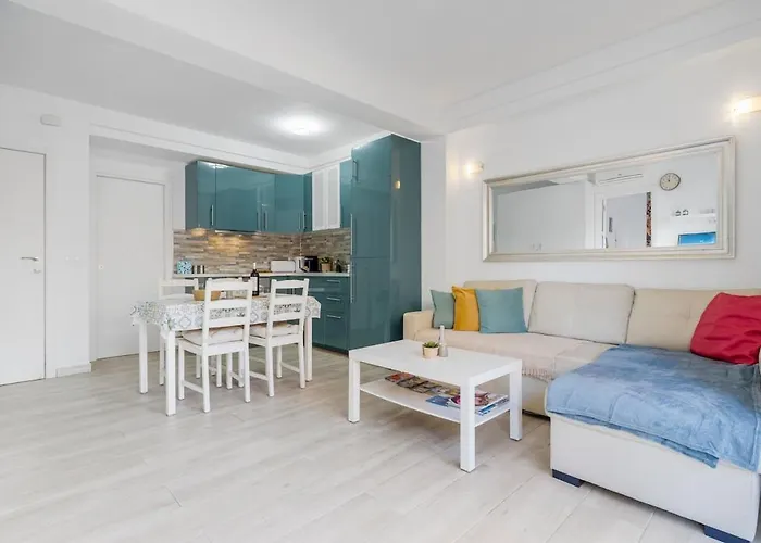 Apartment Caballito De Mar - Cozy 250m From